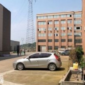 出租连杭开发区20000多方厂房，办公宿舍齐全，独门独院.整