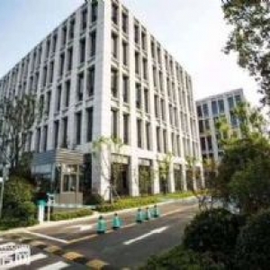联东集团厂房出售，上海周边600平起，50年产权，交通便利
