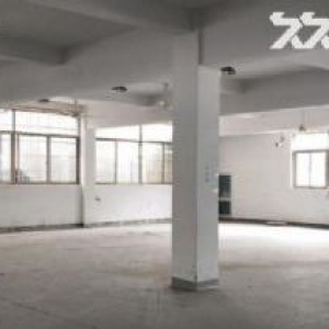 许村高速出口附近10亩土地出售，9000方左右厂房，