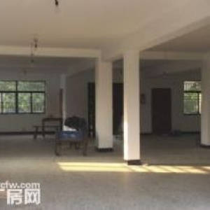党山工业区10亩土地，7100方厂房，有蒸汽，有排污，证件齐