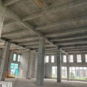 50年独立产权，三证齐全，低总价低首付可按揭，位置佳高速路口