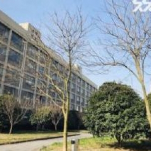 海宁斜桥工业区16.5亩土地22000方标准厂房