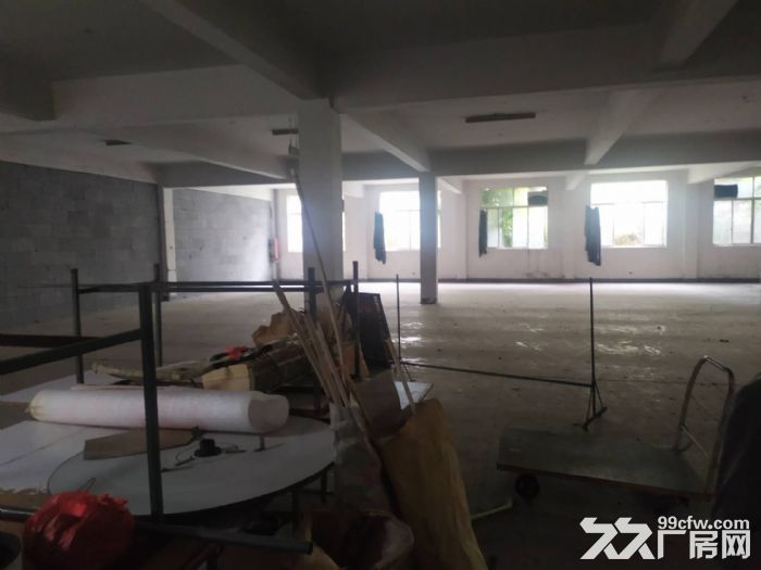桐乡市屠甸600平米标准厂房低价出租！低价出租！-图2